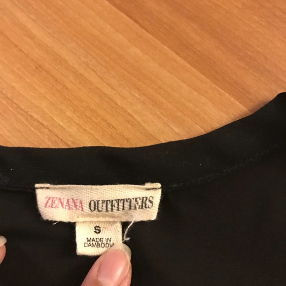 Tank top - Picture 3 of 3